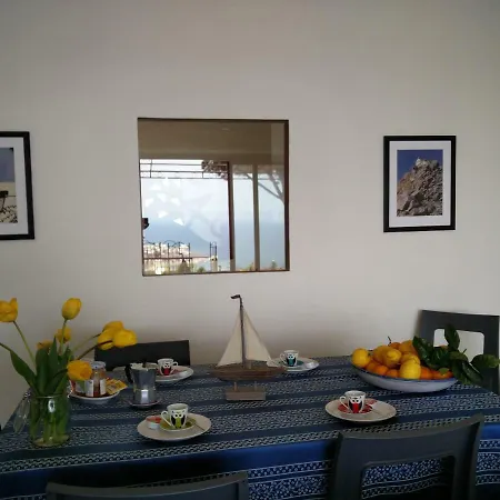 Andrea Forio di Ischia